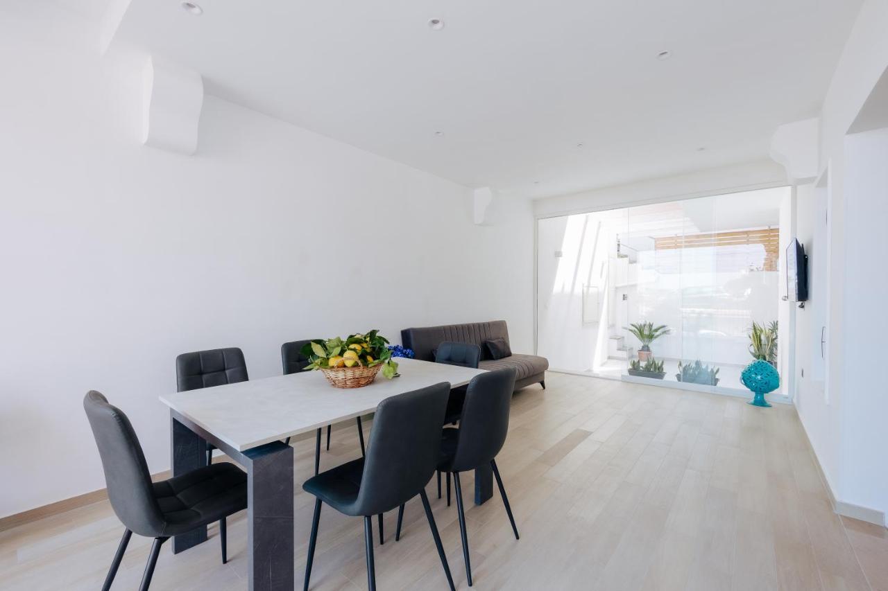 Maison Lorelle - De Vivo Realty 소렌토 외부 사진